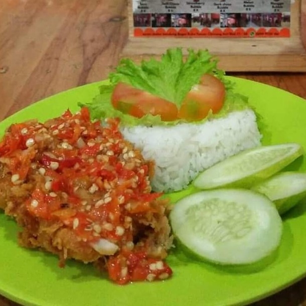 Ayam Geprek Sayap Plus Nasi