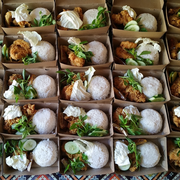 Ayam Geprek Pake Nasi 2