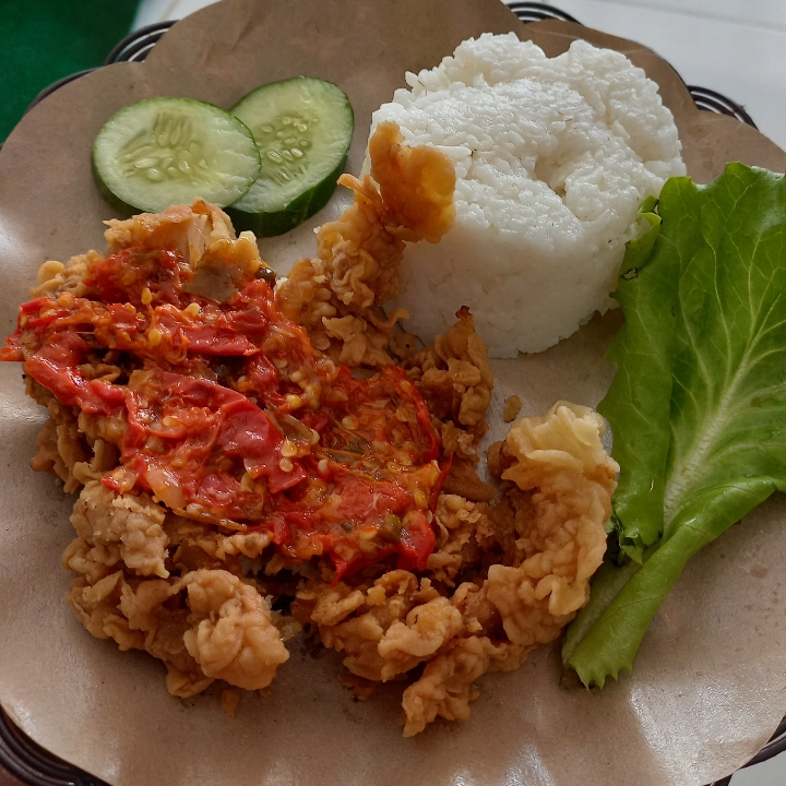 Ayam Geprek Paket Kenyang