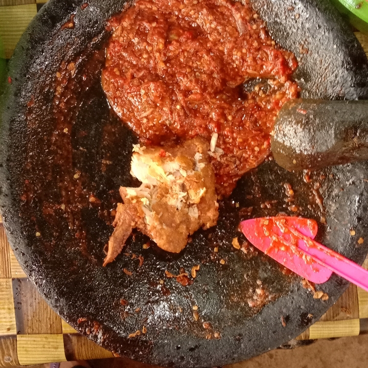 Ayam Geprek Paket Komplit