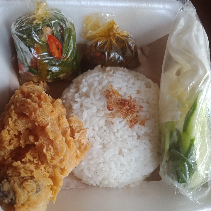Ayam Geprek Paket Lengkap