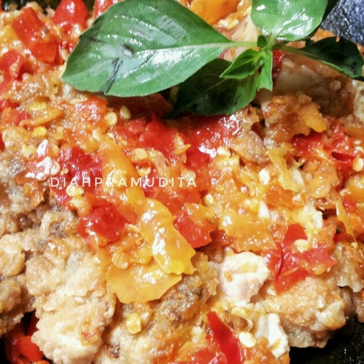 Ayam Geprek Sambal Bawang