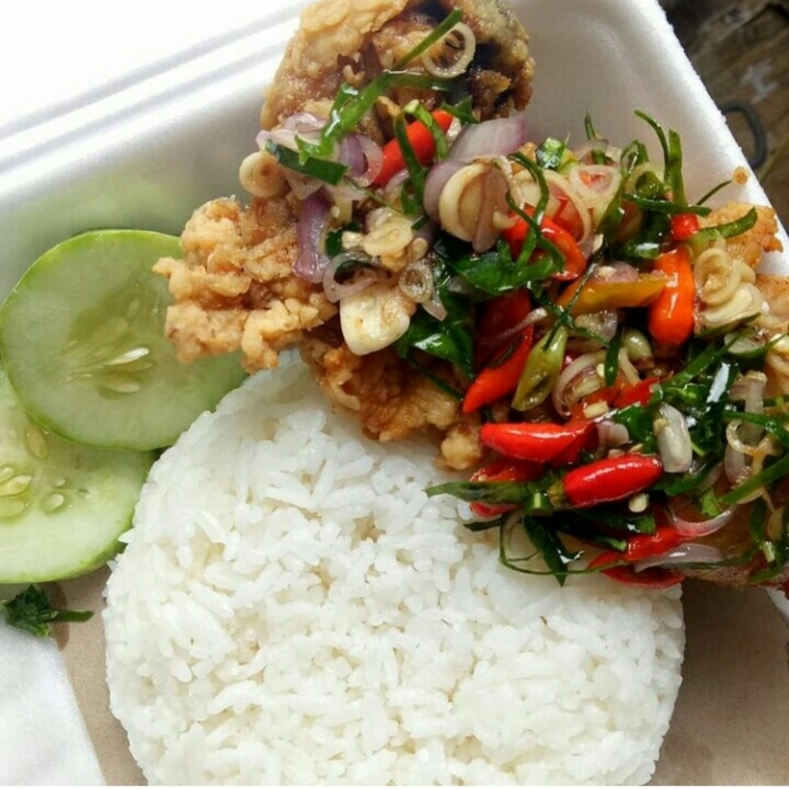 Ayam Geprek Sambal Matah