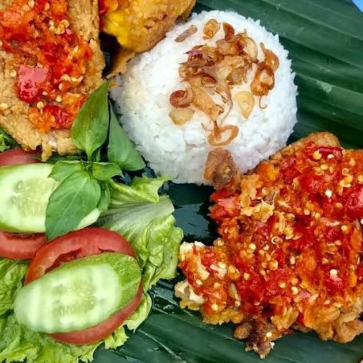 Ayam Geprek Sambel Bawang