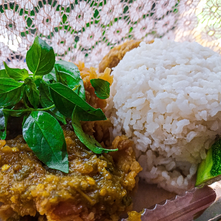 Ayam Geprek Sambel Ijj0