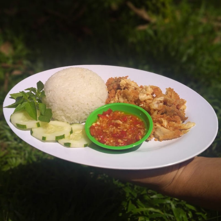 Ayam Geprek Sambel Mentah