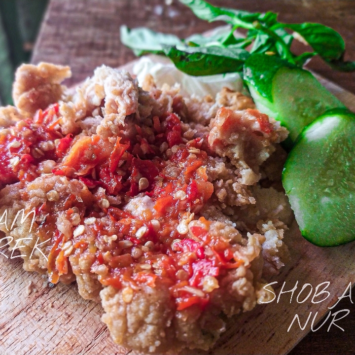 Ayam Geprek Sambel Merah  3