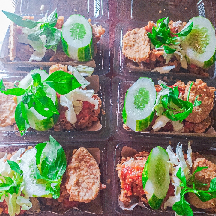 Ayam Geprek Sambel Merah  5