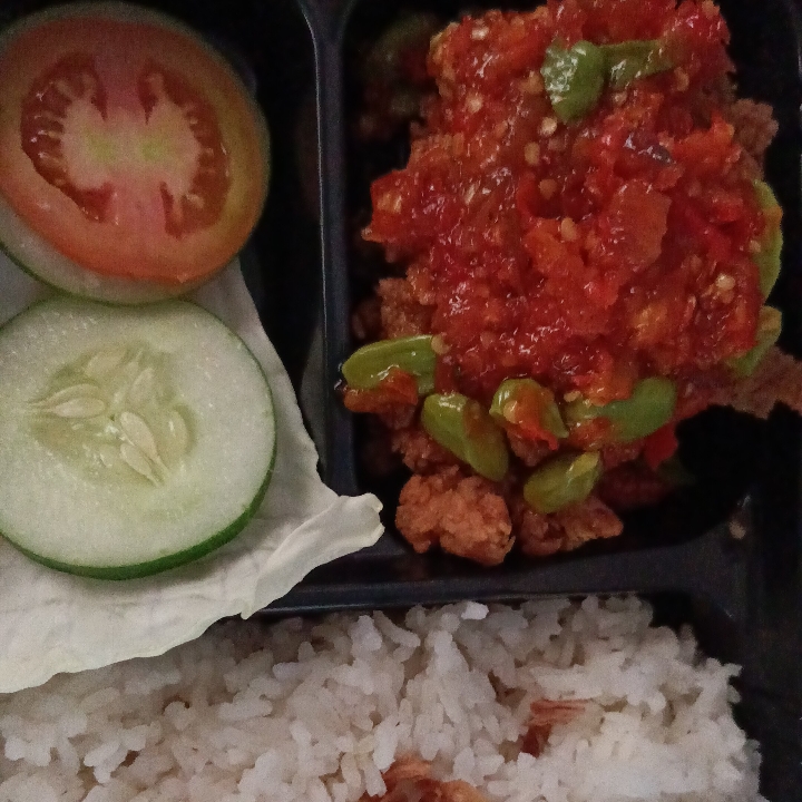 Ayam Geprek Sambel Pete