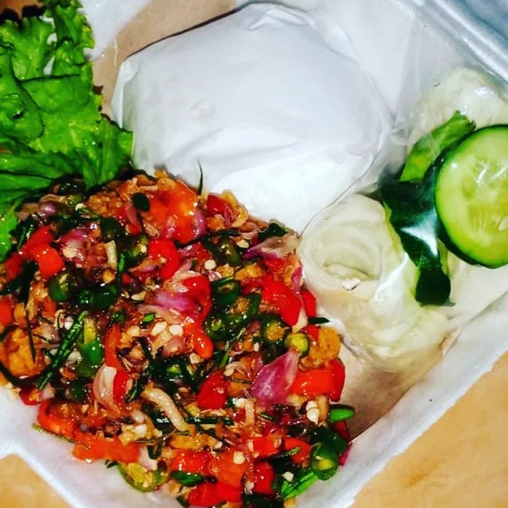 Ayam Geprek Sambol Matah