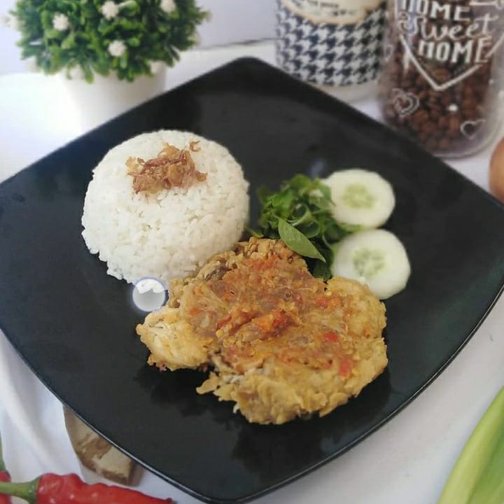 Ayam Geprek coco comel
