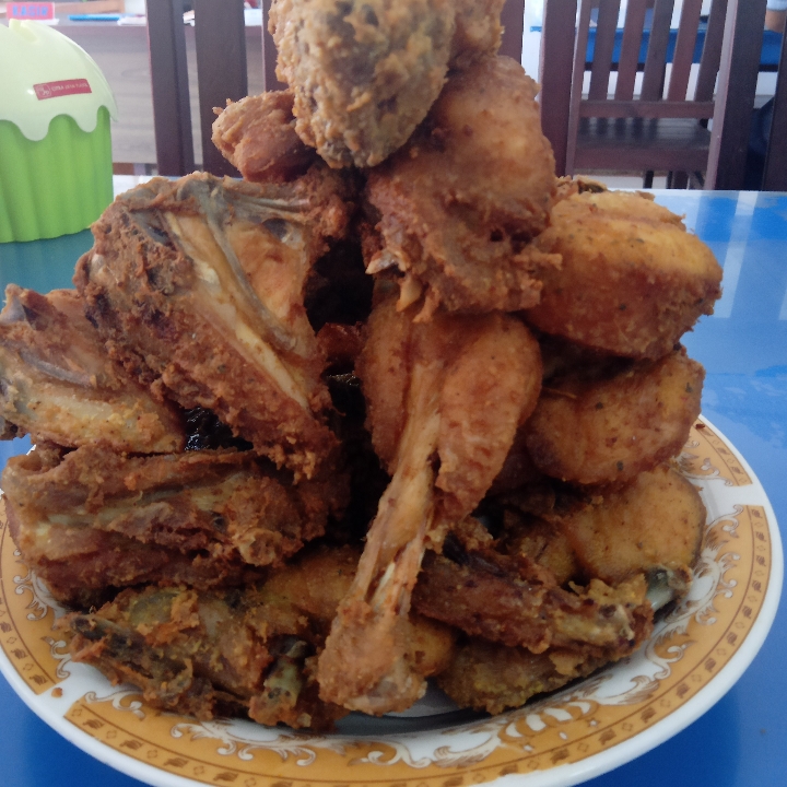 Ayam Goreng Biasa Plus Nasi 3