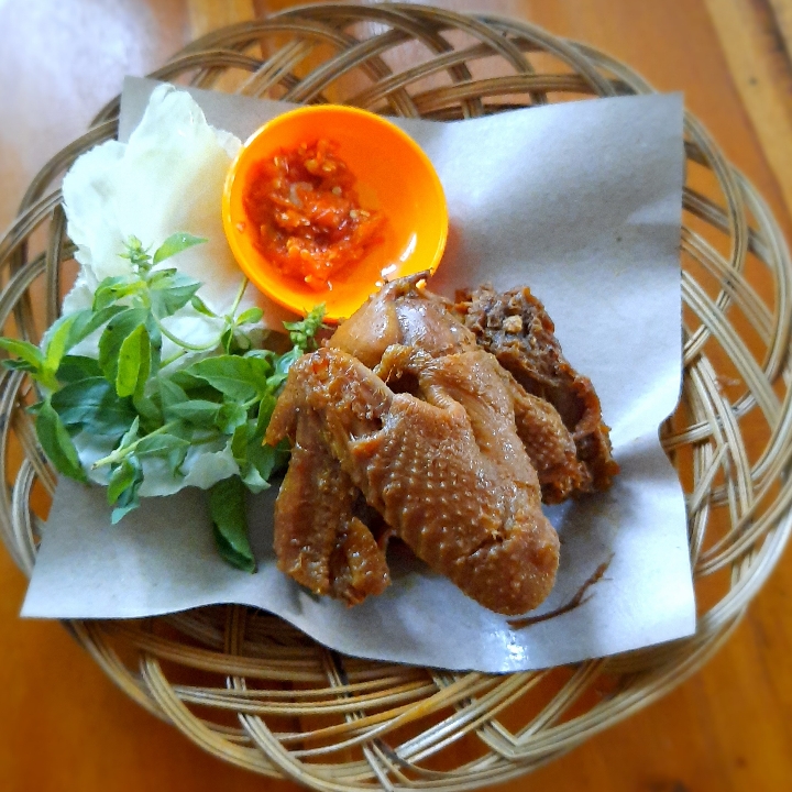 Ayam Goreng Dada