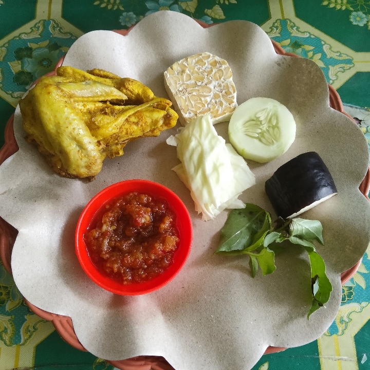 Ayam Goreng Dada