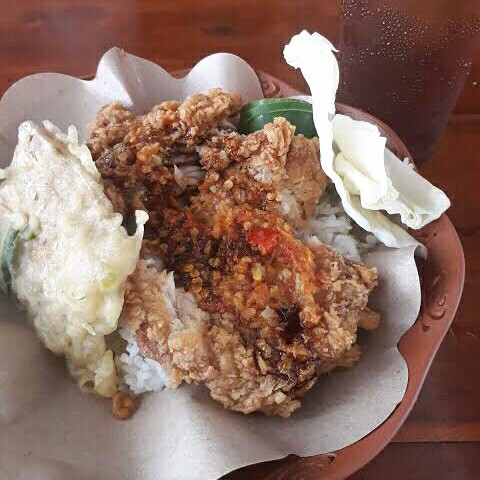 Ayam Goreng Geprek