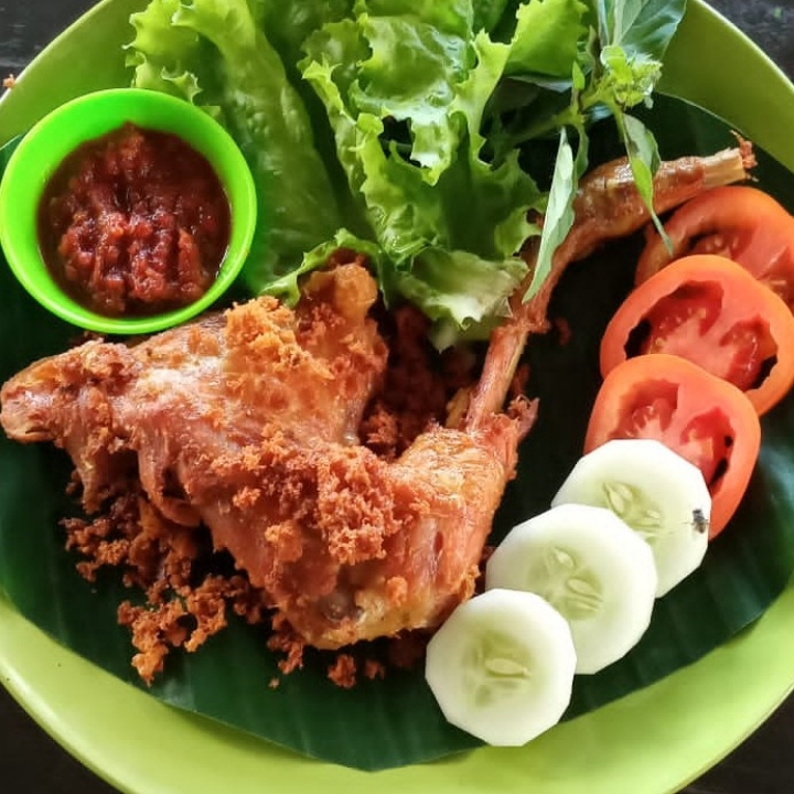 Ayam Goreng Kampung Kremes 2