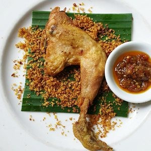 Ayam Goreng Kremes PahaDada
