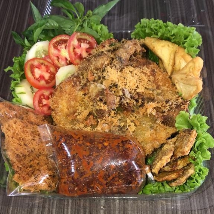 Ayam Goreng Kremes Utuhan