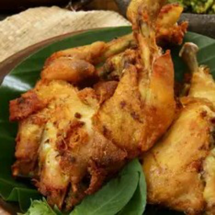 Ayam Goreng Kremez