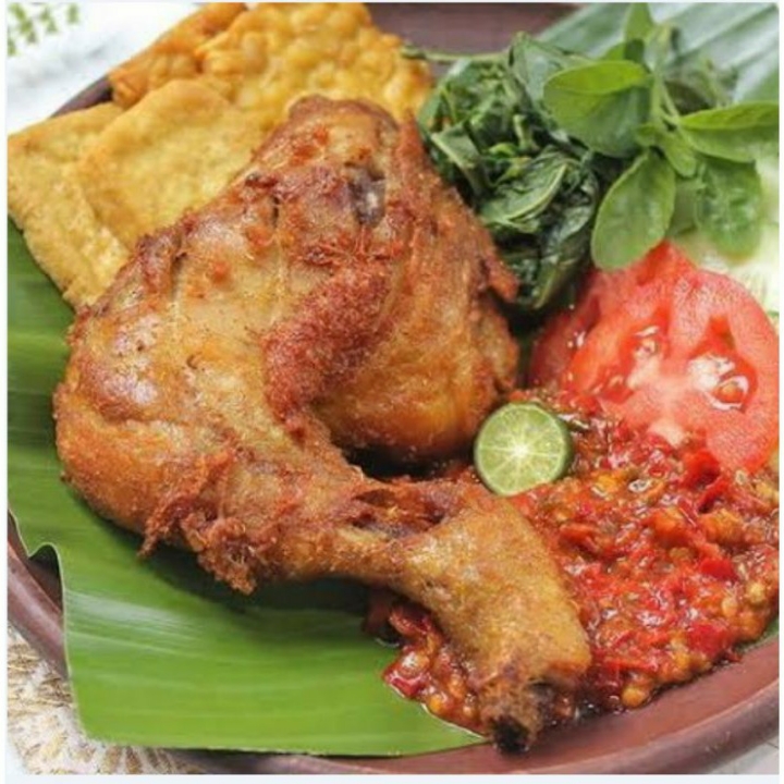 Ayam Goreng Kremez