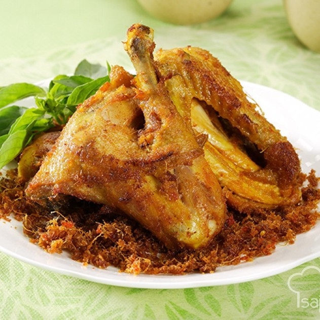 Ayam Goreng Lalapan