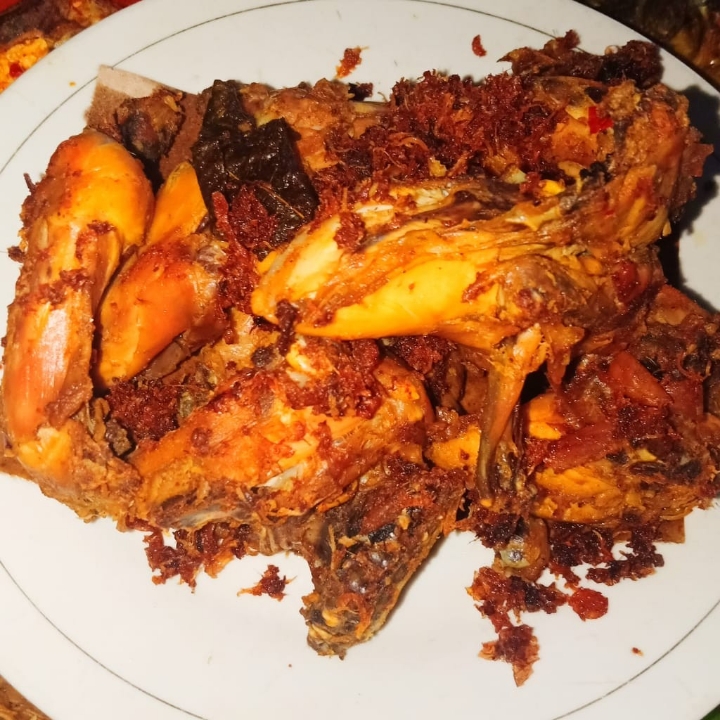 Ayam Goreng Lengkuas