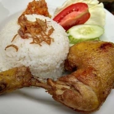 Ayam Goreng Nasi Putih