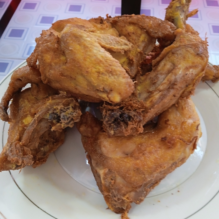 Nasi Ayam Goreng