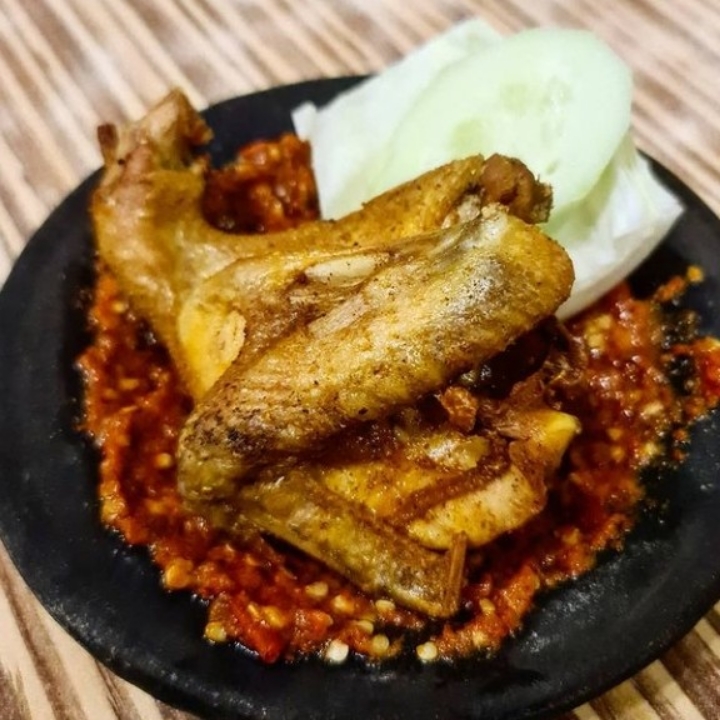 Ayam Goreng Penyet 3