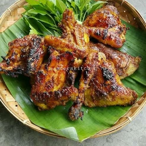 Ayam Kampung Goreng Gurih Setengah Ekor