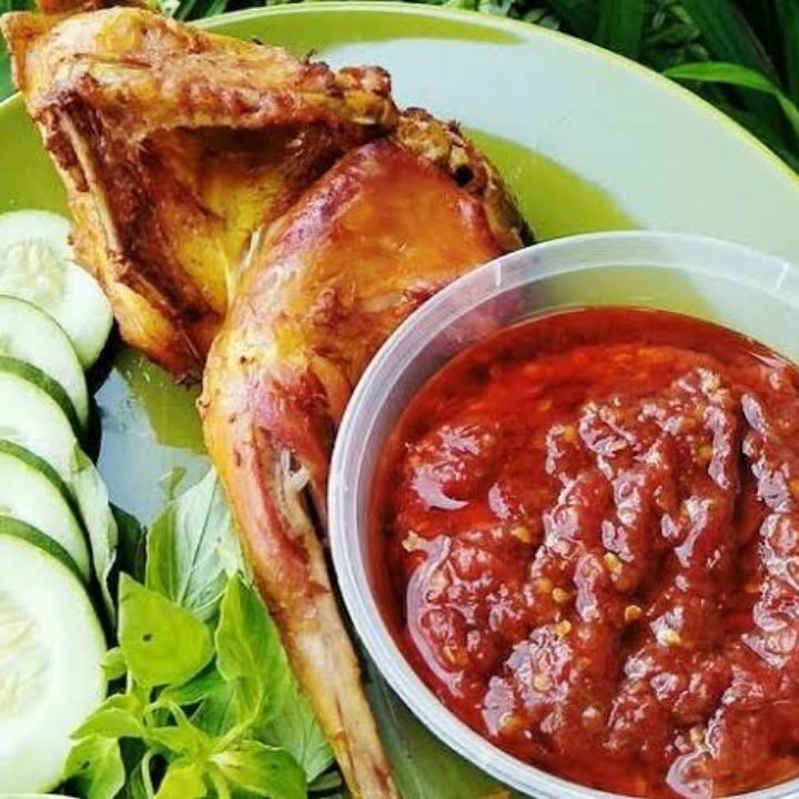 Ayam Kampung Lalapan