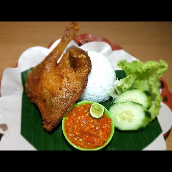 Ayam Kampung Lalapan