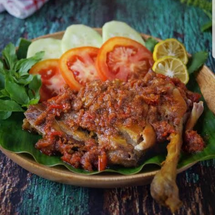 Ayam Kampung Paha Penyet Sambal