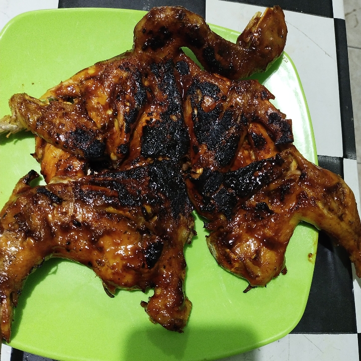 Ayam Kampung Utuh Tanpa Nasi
