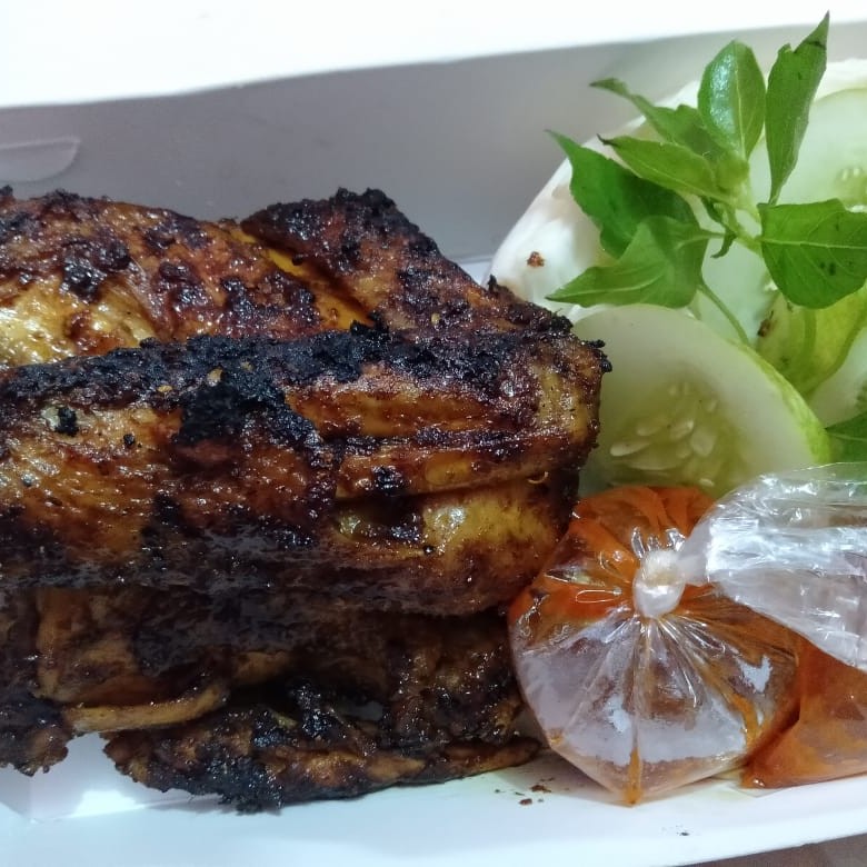 Paket Ayam Kampung dan Tempe
