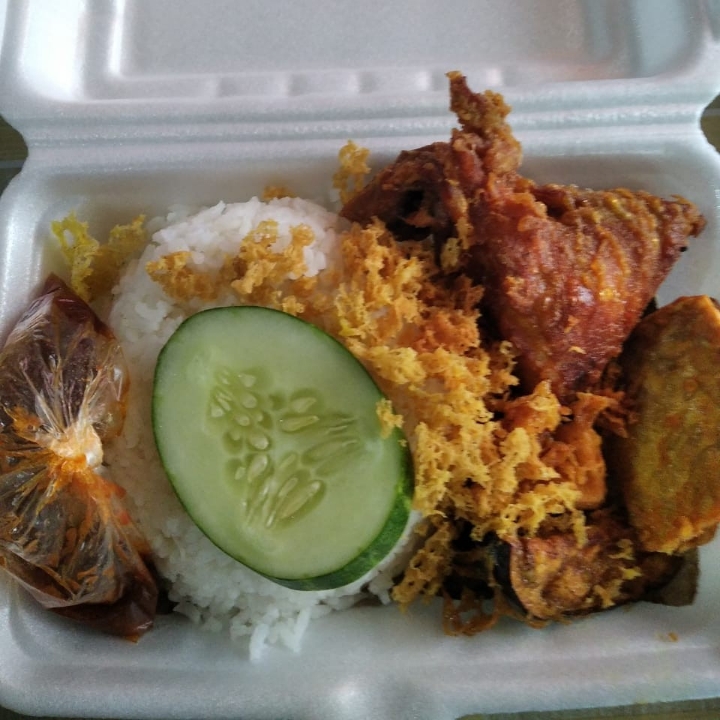 Ayam Kremes