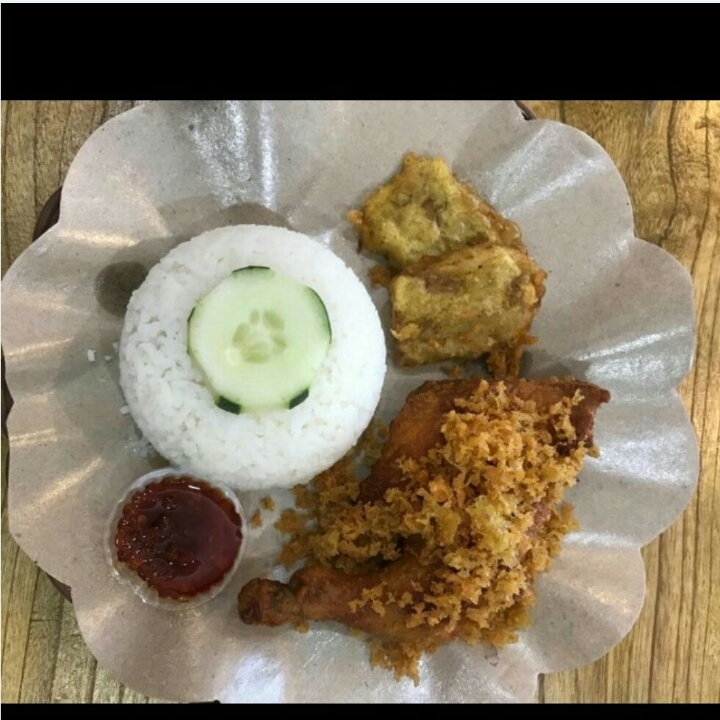 Ayam Kremes Besar Sudah Pakai nasi