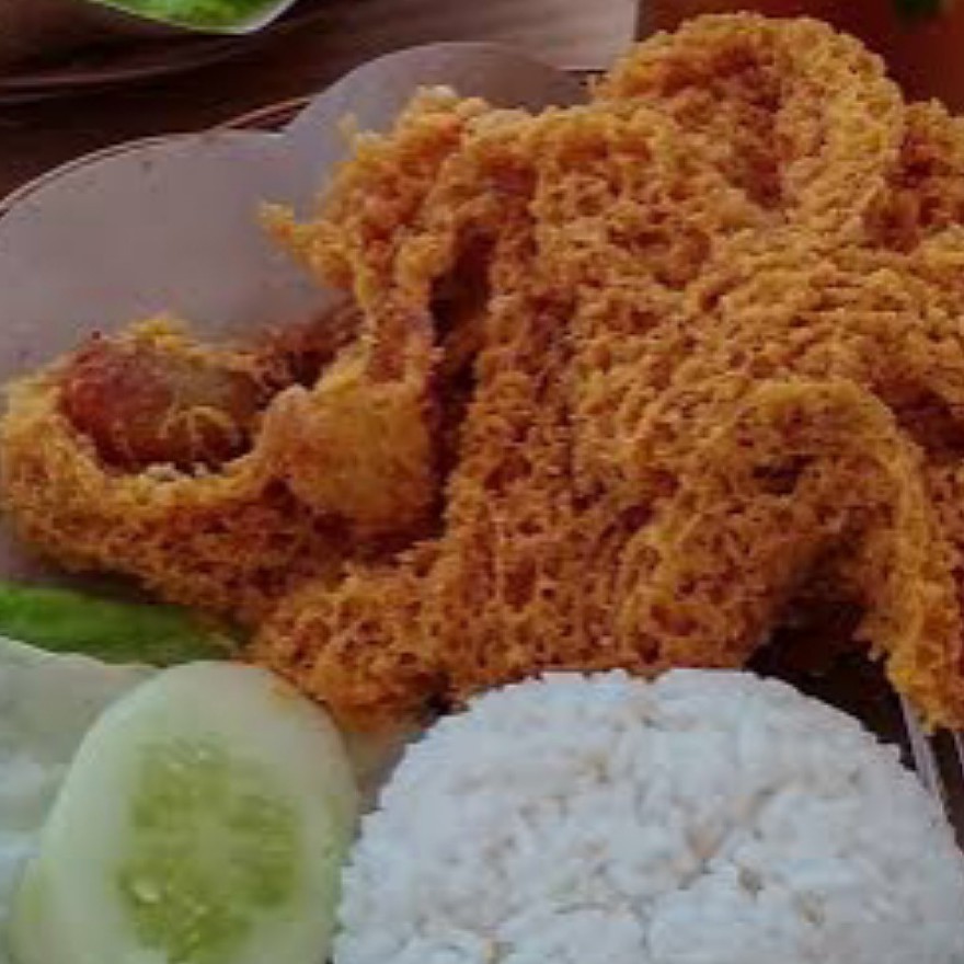 Ayam Kremes Lalapan Nasi Sambal Virall