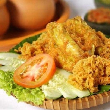 Ayam Kremes Nasi