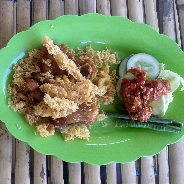 Ayam Kremes Sambal Korek