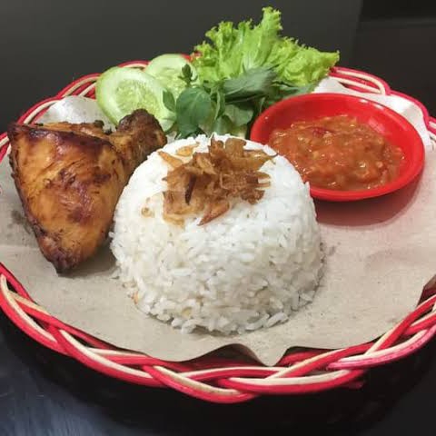 Ayam Lalapan