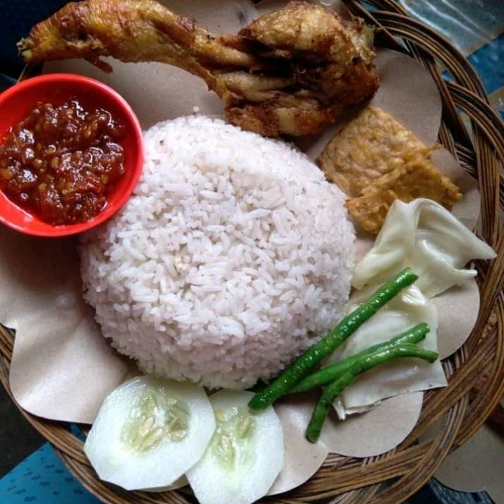 Ayam Lalapan