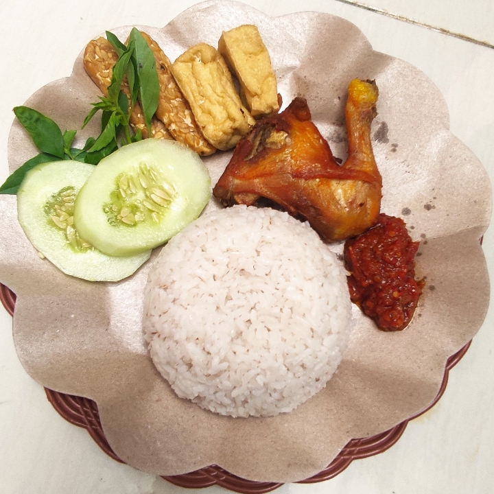 Ayam Lalapan