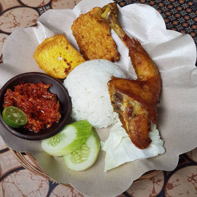 Ayam Lalapan