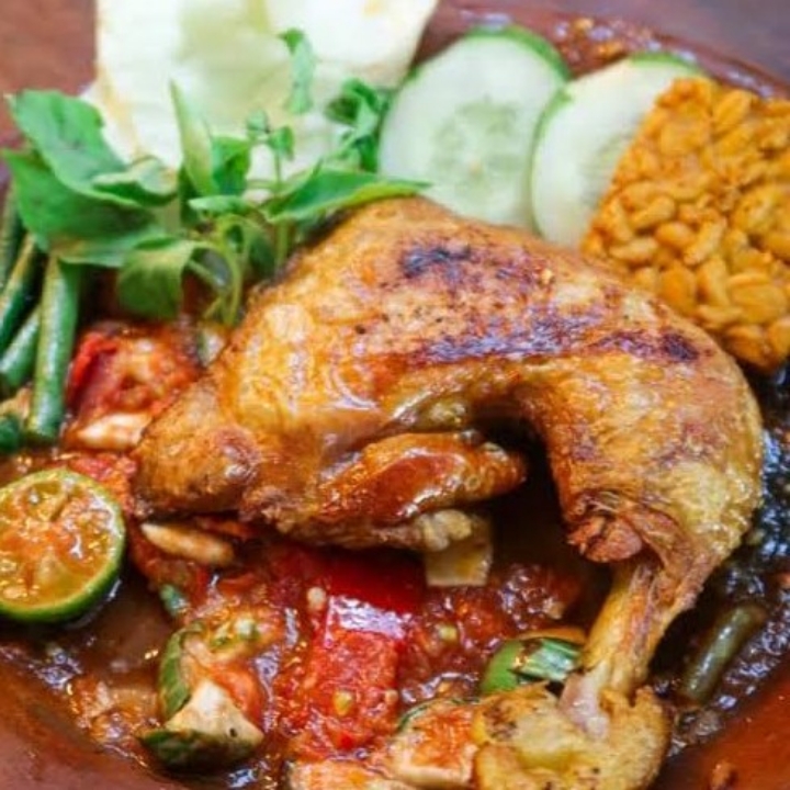 Ayam Lalapan Potong