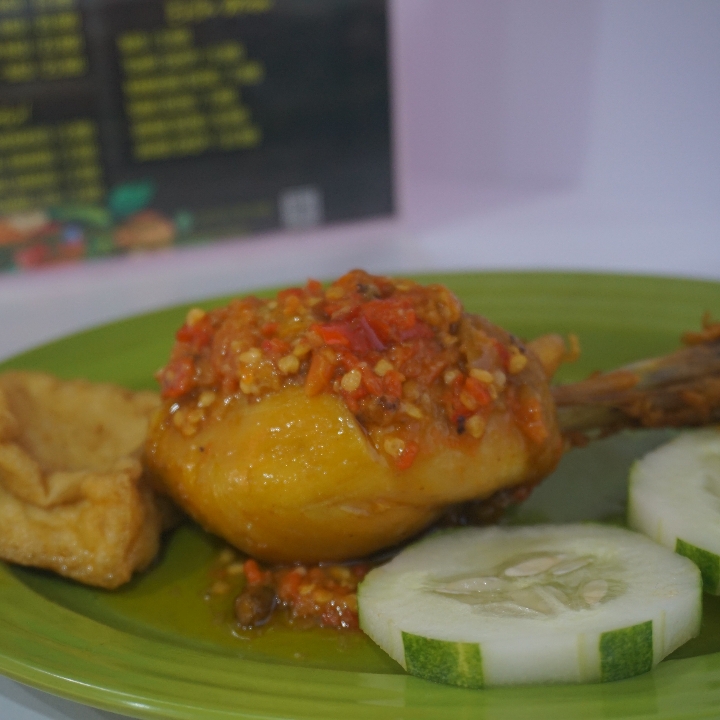 Ayam Lalapan Plus Nasi