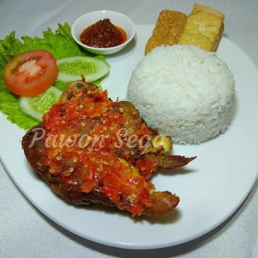 Ayam Penyet 