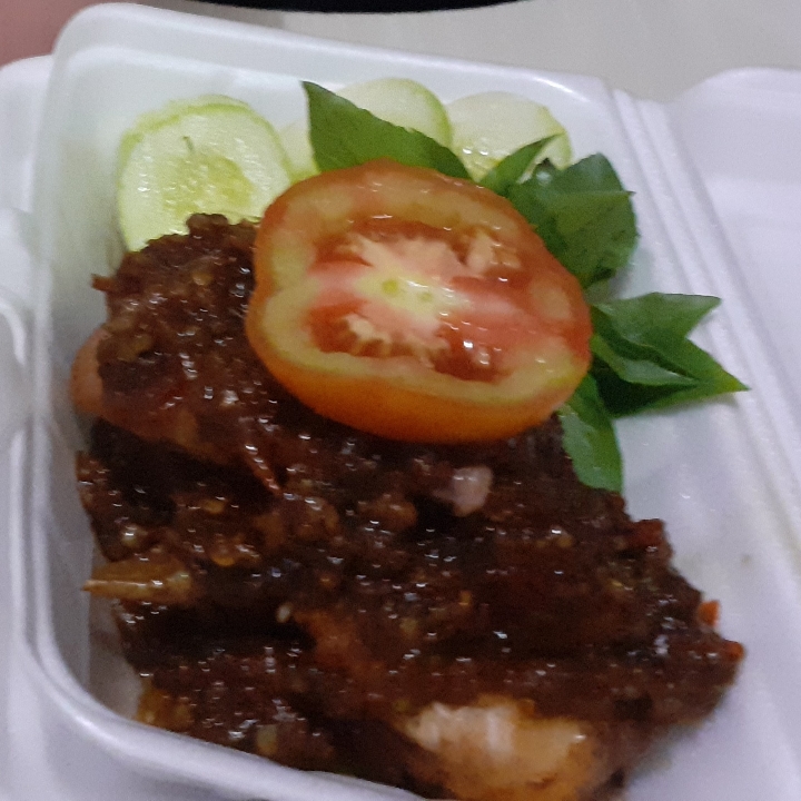 Ayam Penyet 