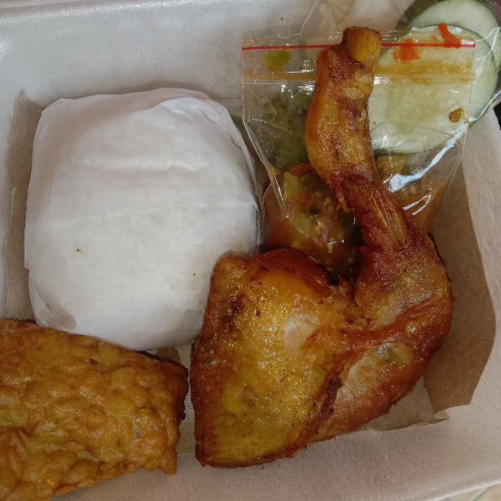 Ayam Penyet  2