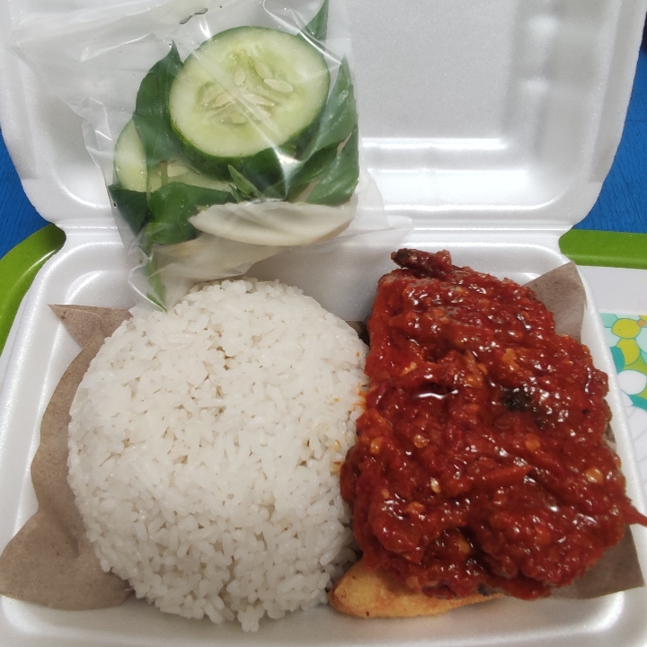 Ayam Penyet